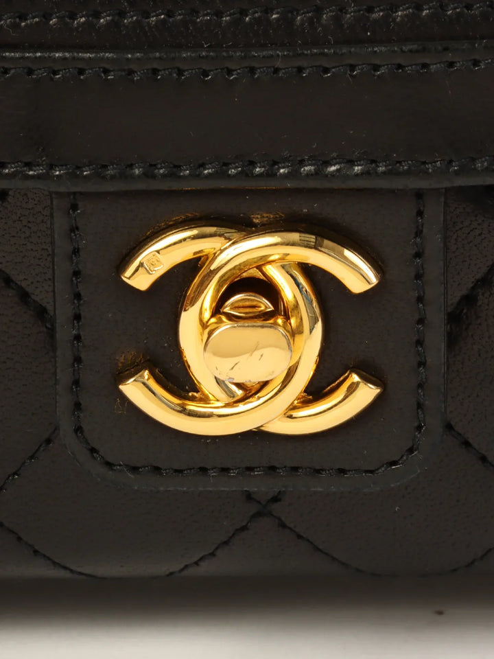 Chanel Around 1985~1990 Made Turn-Lock Chain Handle Mini Bag Black