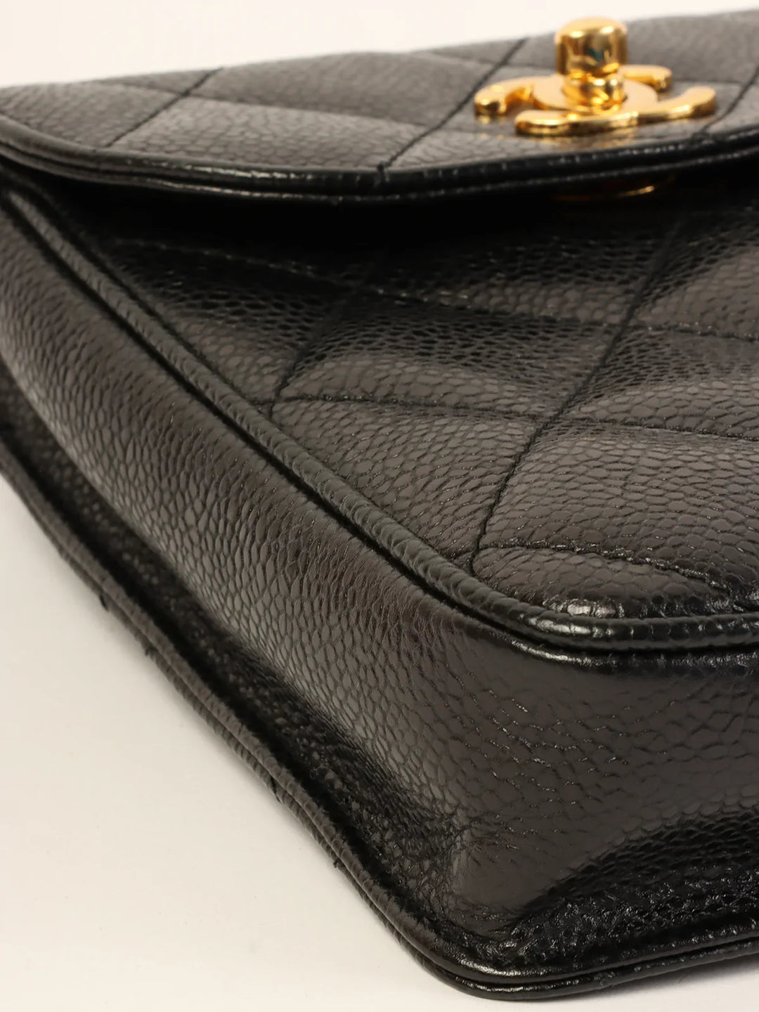 Chanel Around 1995 Made Caviar Skin Turn-Lock Waist Bag Black