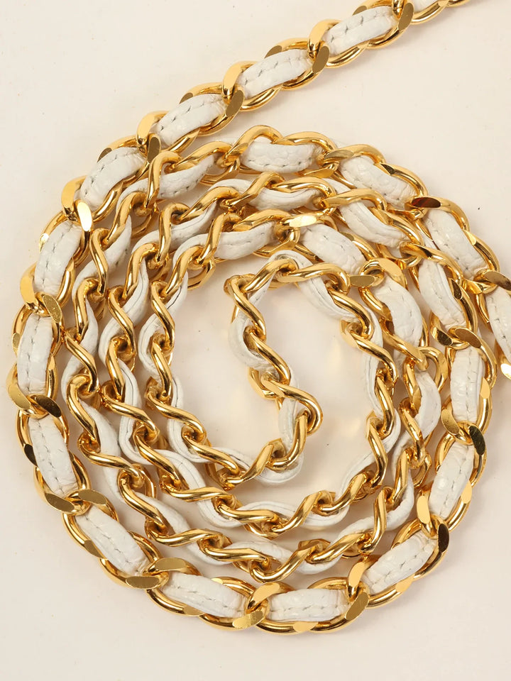 Chanel Around 1992 Made Caviar Skin Turn-Lock Ball Charm Chain Bag White
