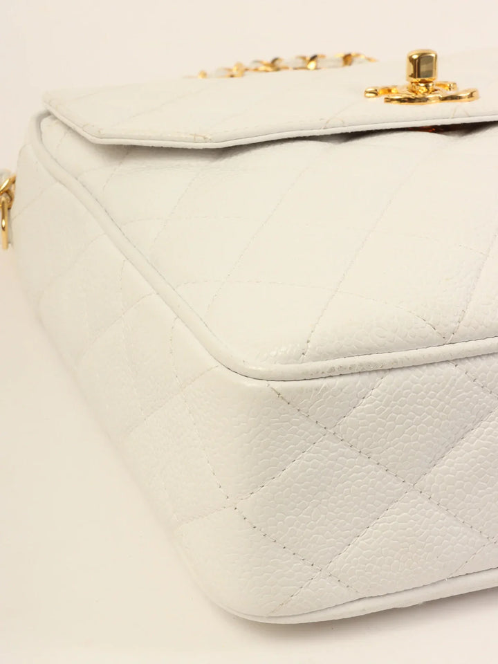 Chanel Around 1992 Made Caviar Skin Turn-Lock Ball Charm Chain Bag White