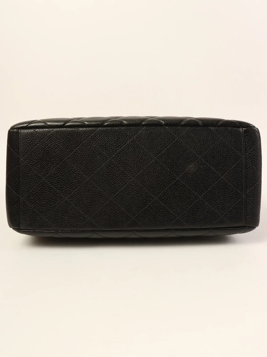 Chanel Around 1997 Made Caviar Skin Turn-Lock Shoulder Bag Black