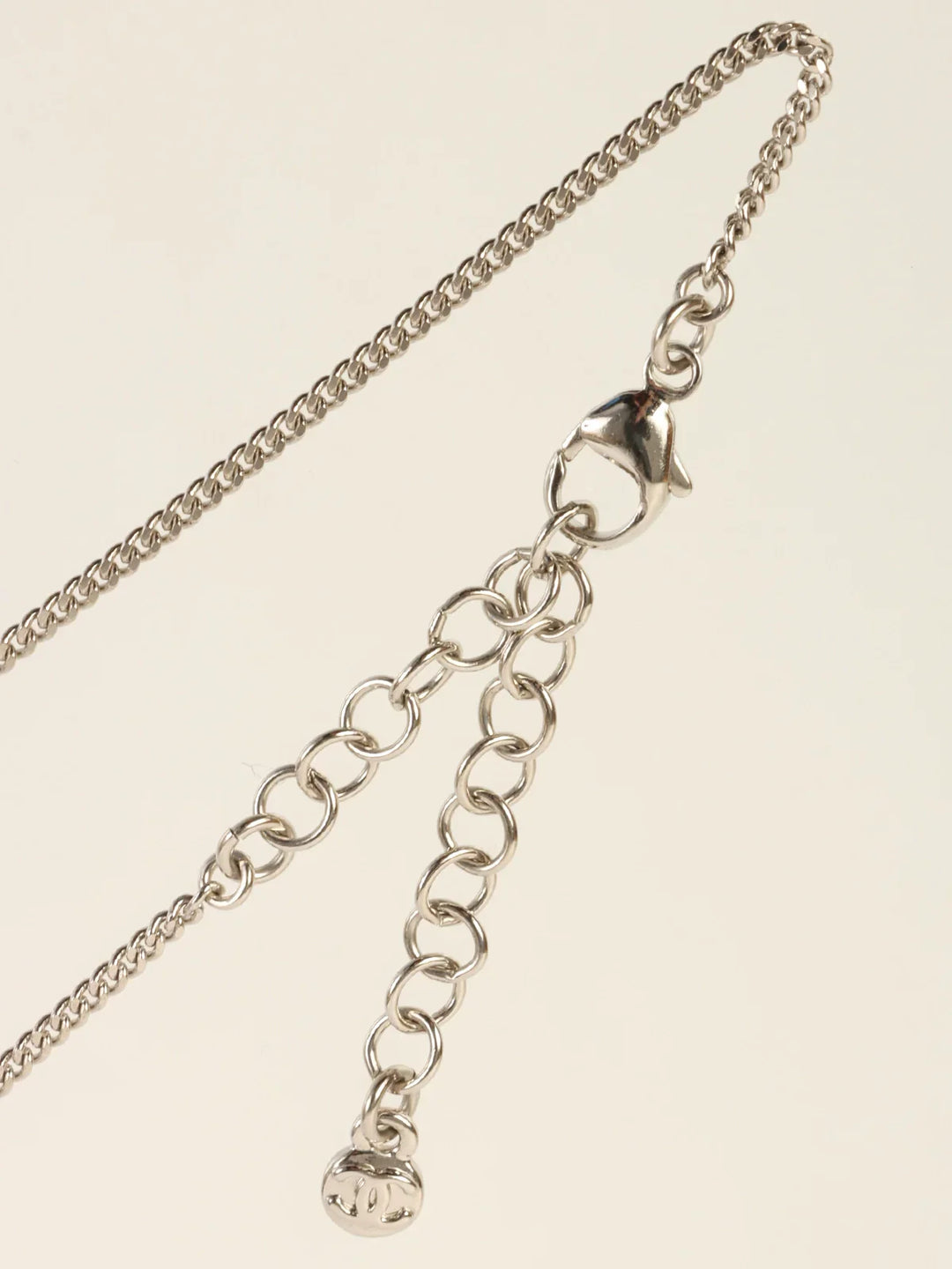 Chanel 2012 Made Rhinestone Diamond Motif Cc Mark Swing Necklace Silver/Champagne