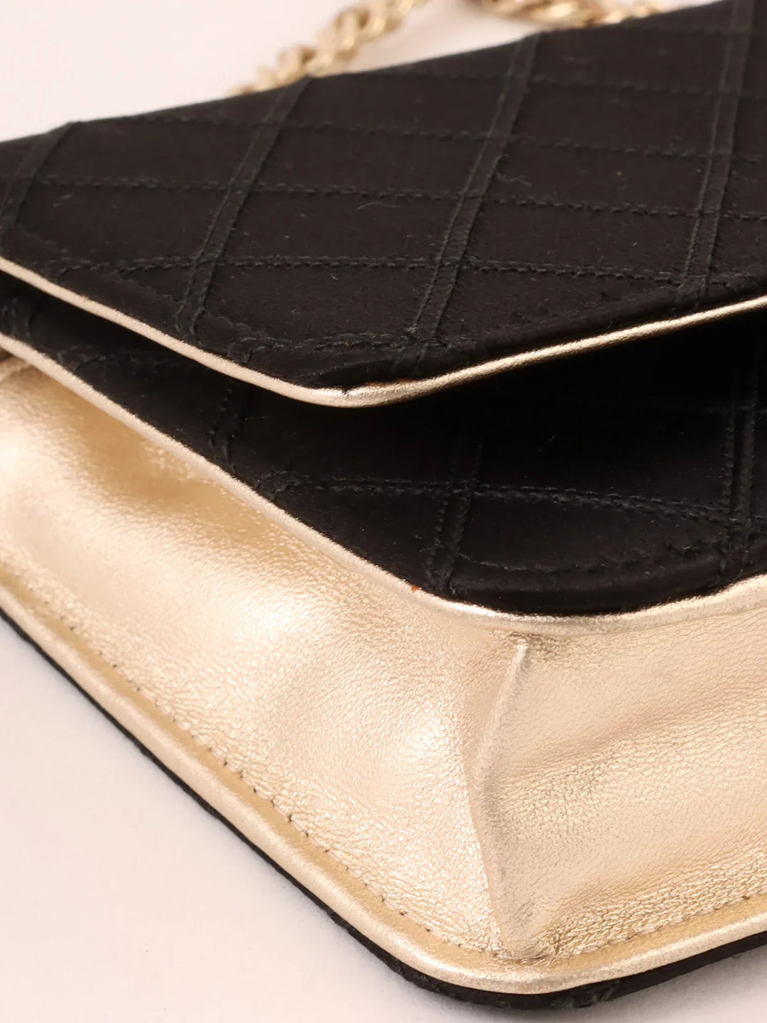 Chanel Around 2014 Made Silk Satin Mini Cc Mark Plate Wallet On Chain Black/Champagne Gold