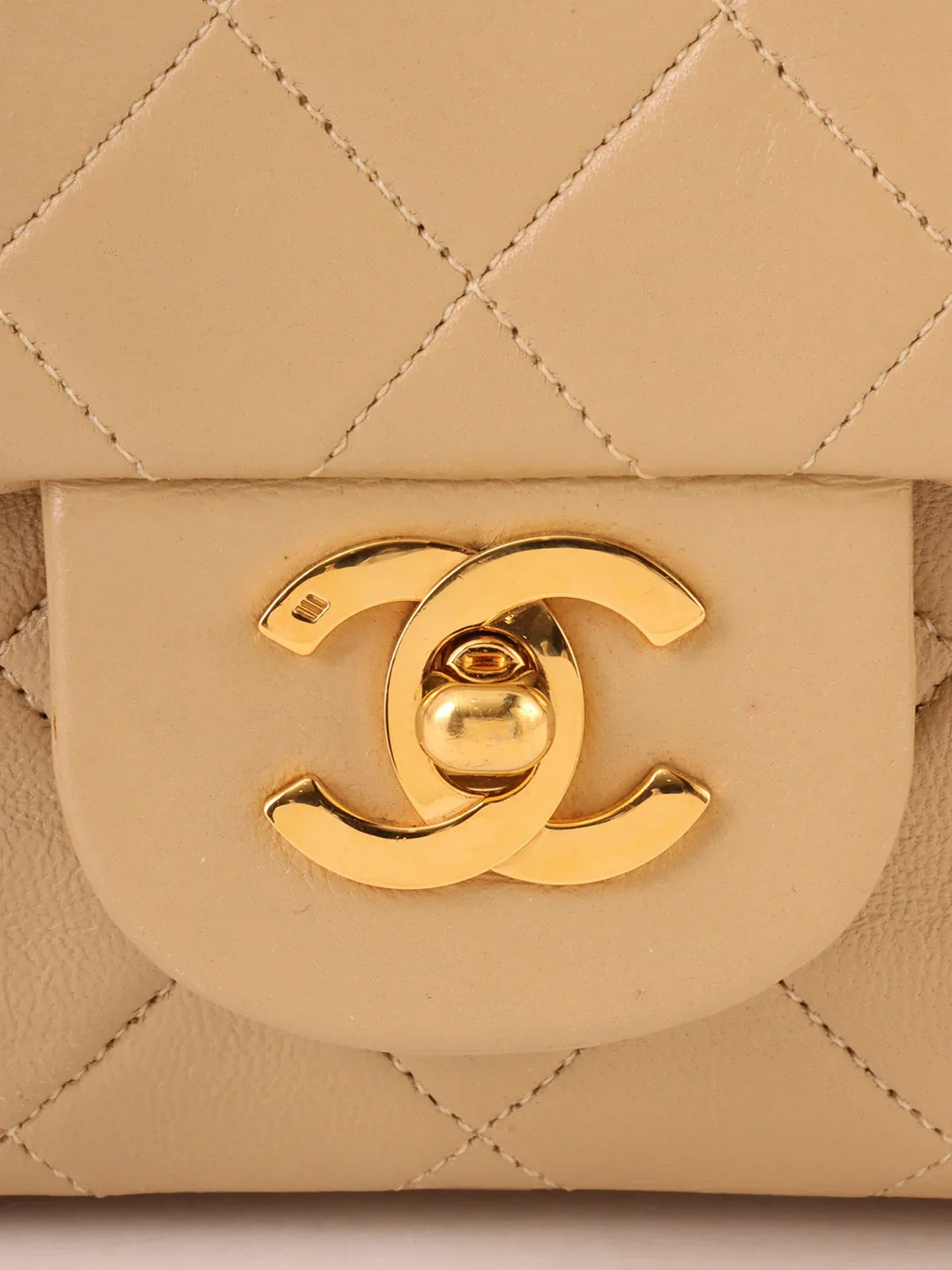 Chanel Around 2010 Made Classic New Chain Bag 23Cm Beige