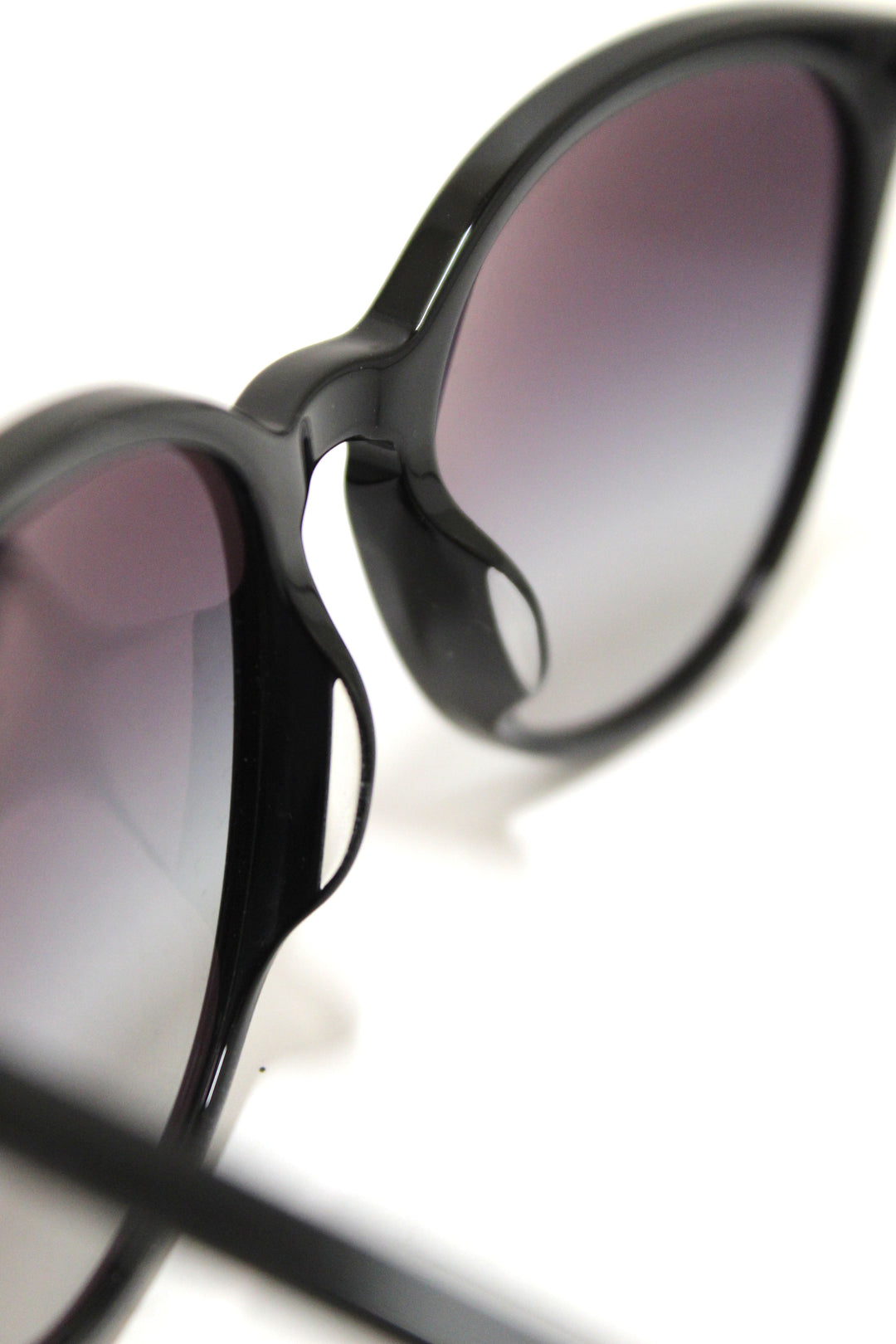 Top Quality Chanel Black Acetate Pearl sunglasses