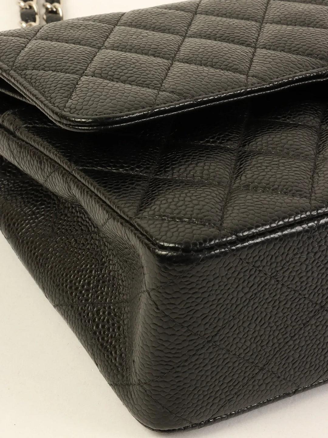 Chanel Around 2000 Made Caviar Skin Classic New Chain Bag 25Cm Black
