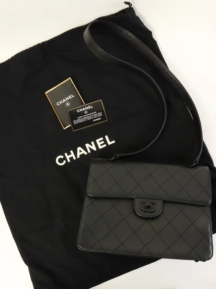 Chanel Around 1998 Made Caviar Skin Turn-Lock Shoulder Bag Black