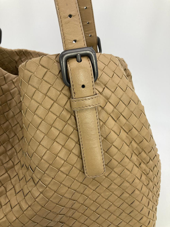 Bottega veneta Tan Intrecciato Woven Nappa Leather Large Cesta Tote