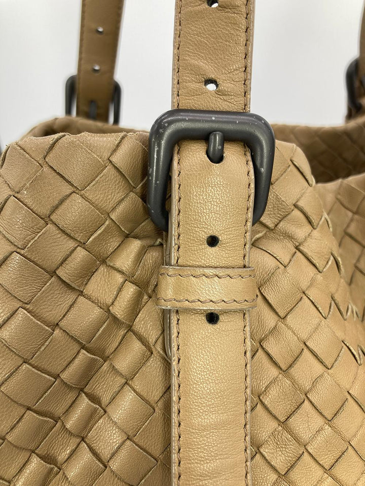 Bottega veneta Tan Intrecciato Woven Nappa Leather Large Cesta Tote
