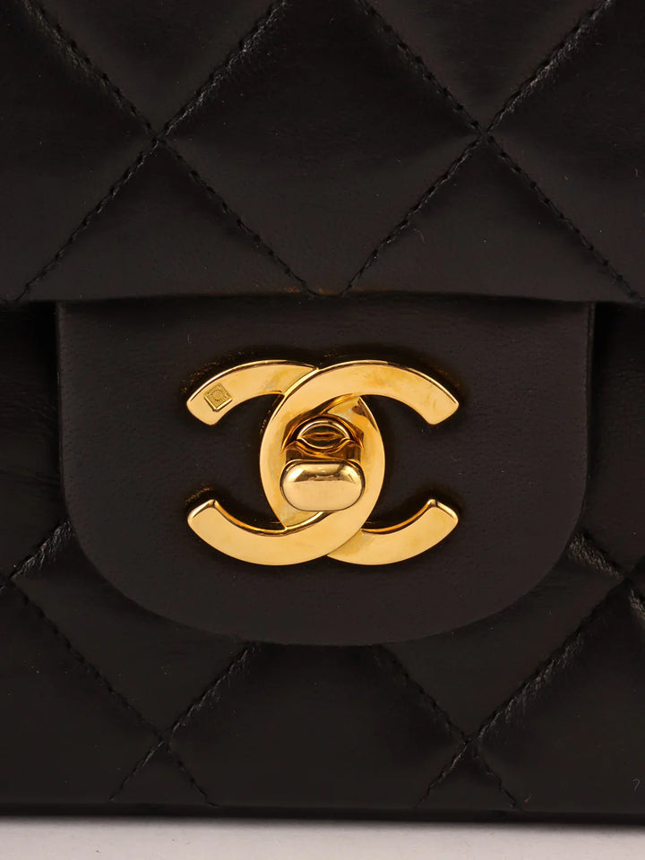 Chanel Around 1995 Made Classic New Chain Bag 25Cm Black