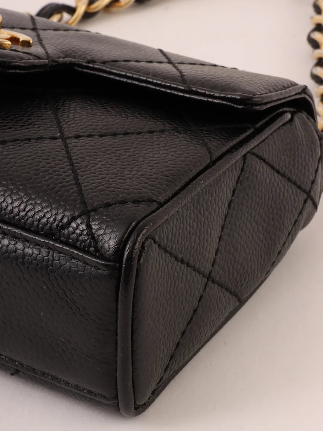 Chanel Around 2000 Made Caviar Skin Design New Turn-Lock Mini Chain Top Handle Bag Black