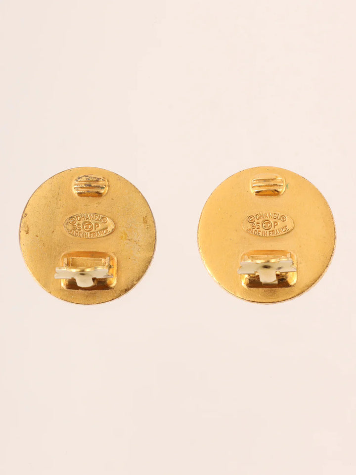 Chanel 1994 Made Round Wood Shell Cc Mark Plate Earrings Gold/Black/White