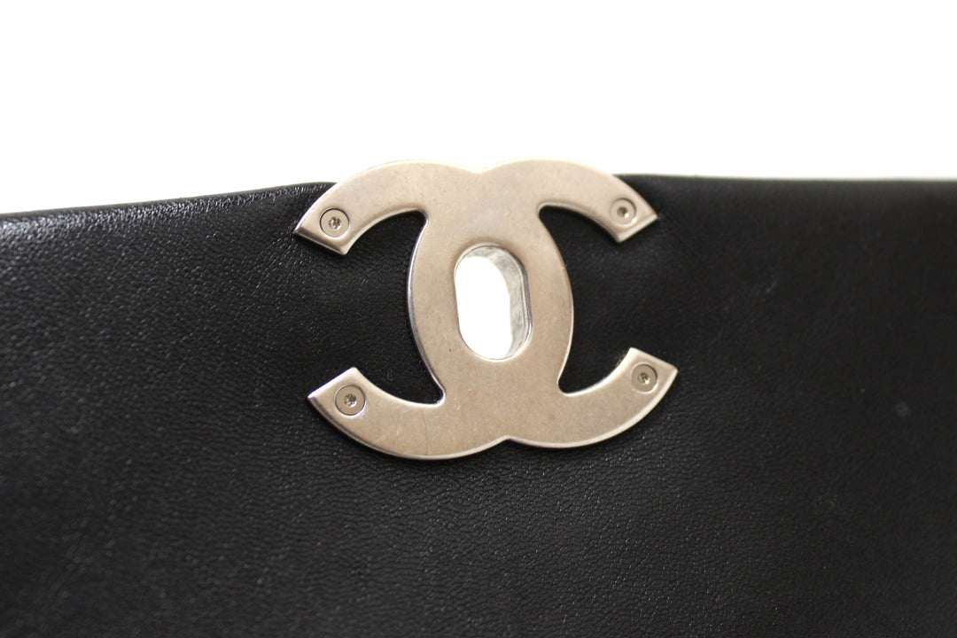 Top Quality Chanel 19 Medium Black Quilted Lambskin Leather Shoulder Crossbody Bag