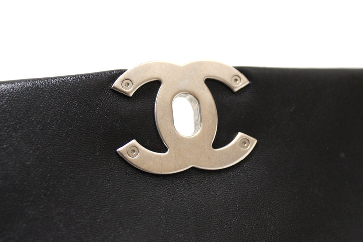 Top Quality Chanel 19 Medium Black Quilted Lambskin Leather Shoulder Crossbody Bag
