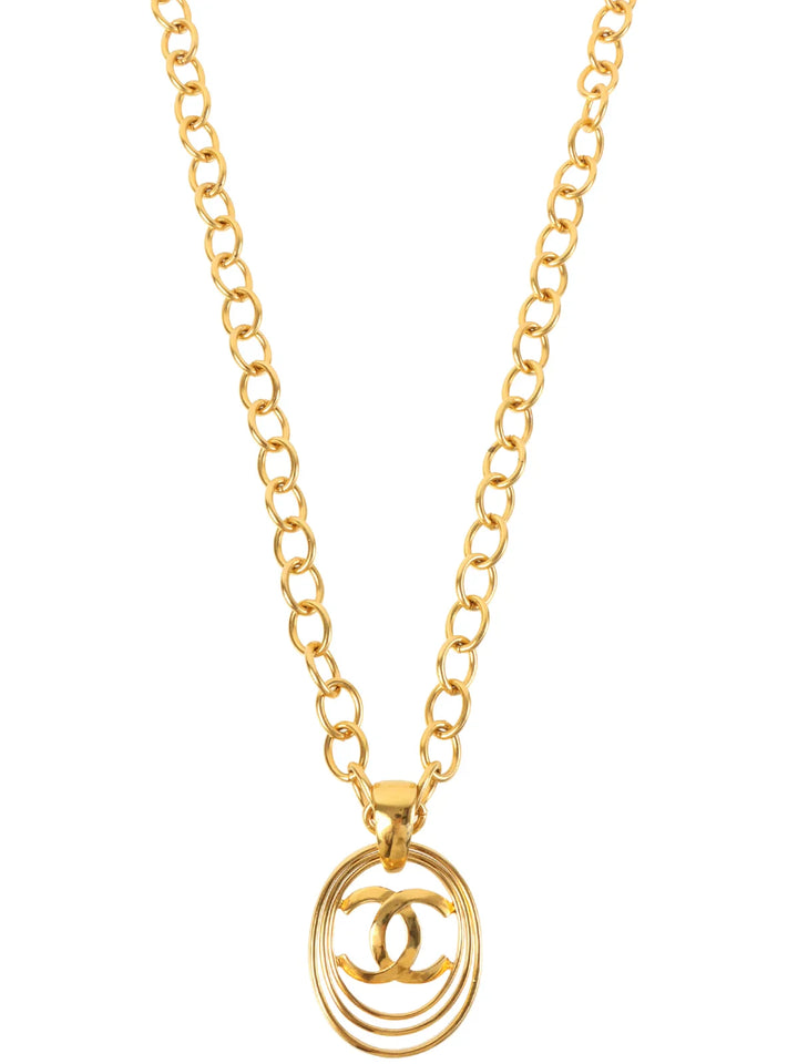 Chanel 1995 Made Oval Cutout Cc Mark Plate Chain Long Necklace Gold