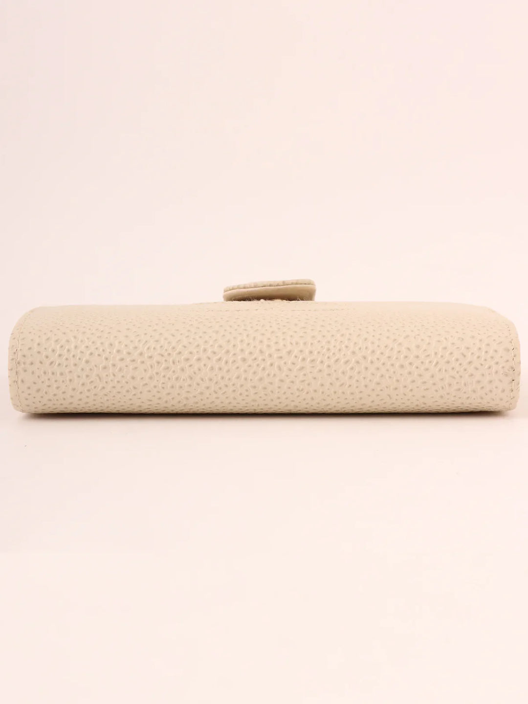 Chanel Around 2001 Made Caviar Skin Cc Mark Stitch Wallet Ivory