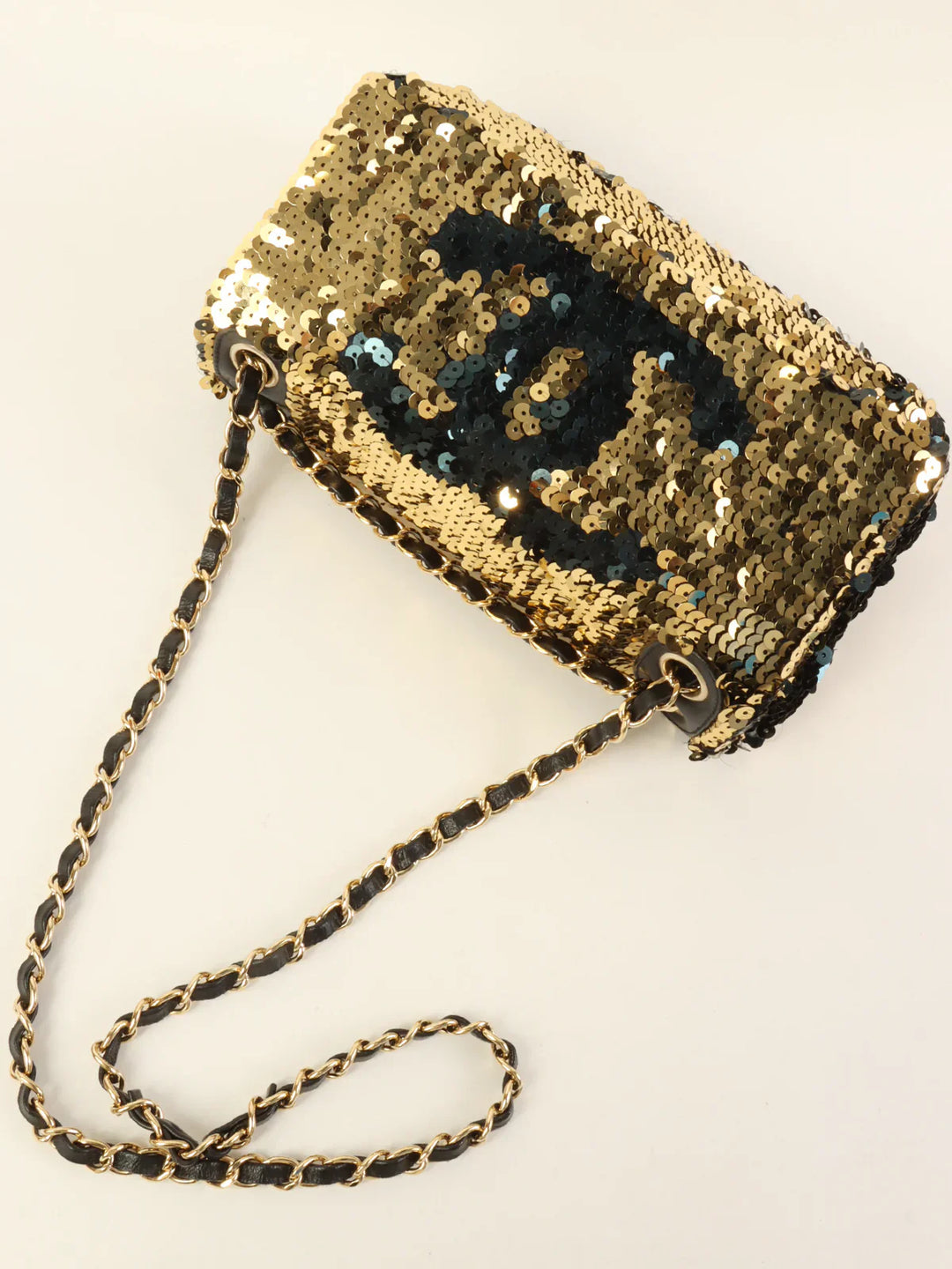 Chanel Around 2008 Made Sequin Cc Mark Chain Bag Gold/Black