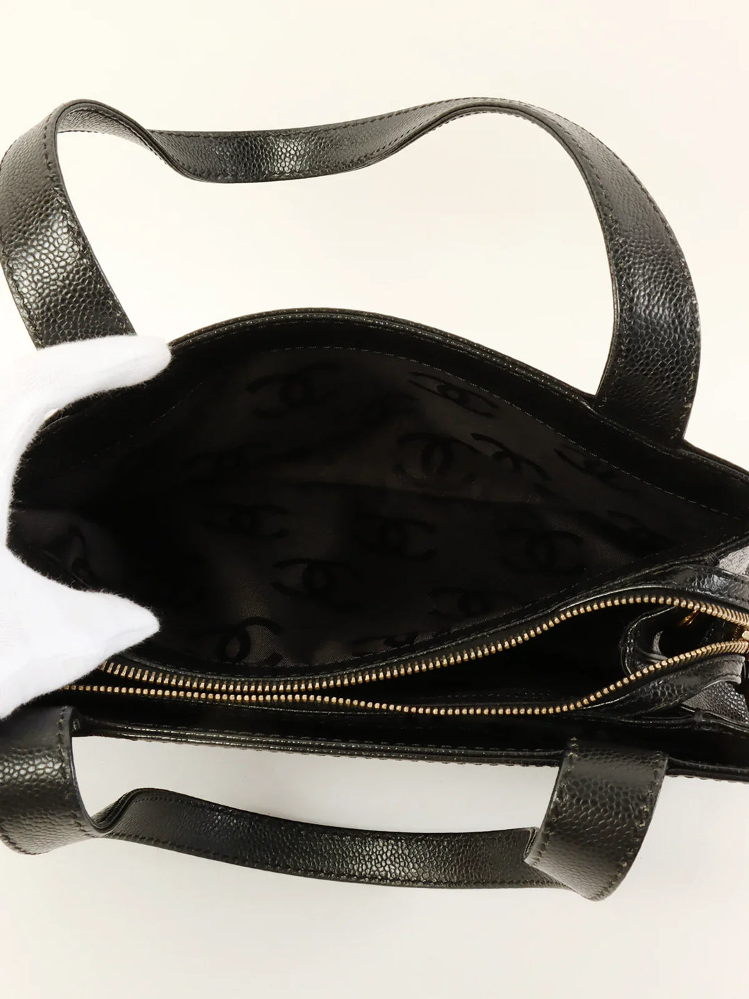 Chanel Around 2001 Made Caviar Skin Cc Mark Stitch Shoulder Bag Black