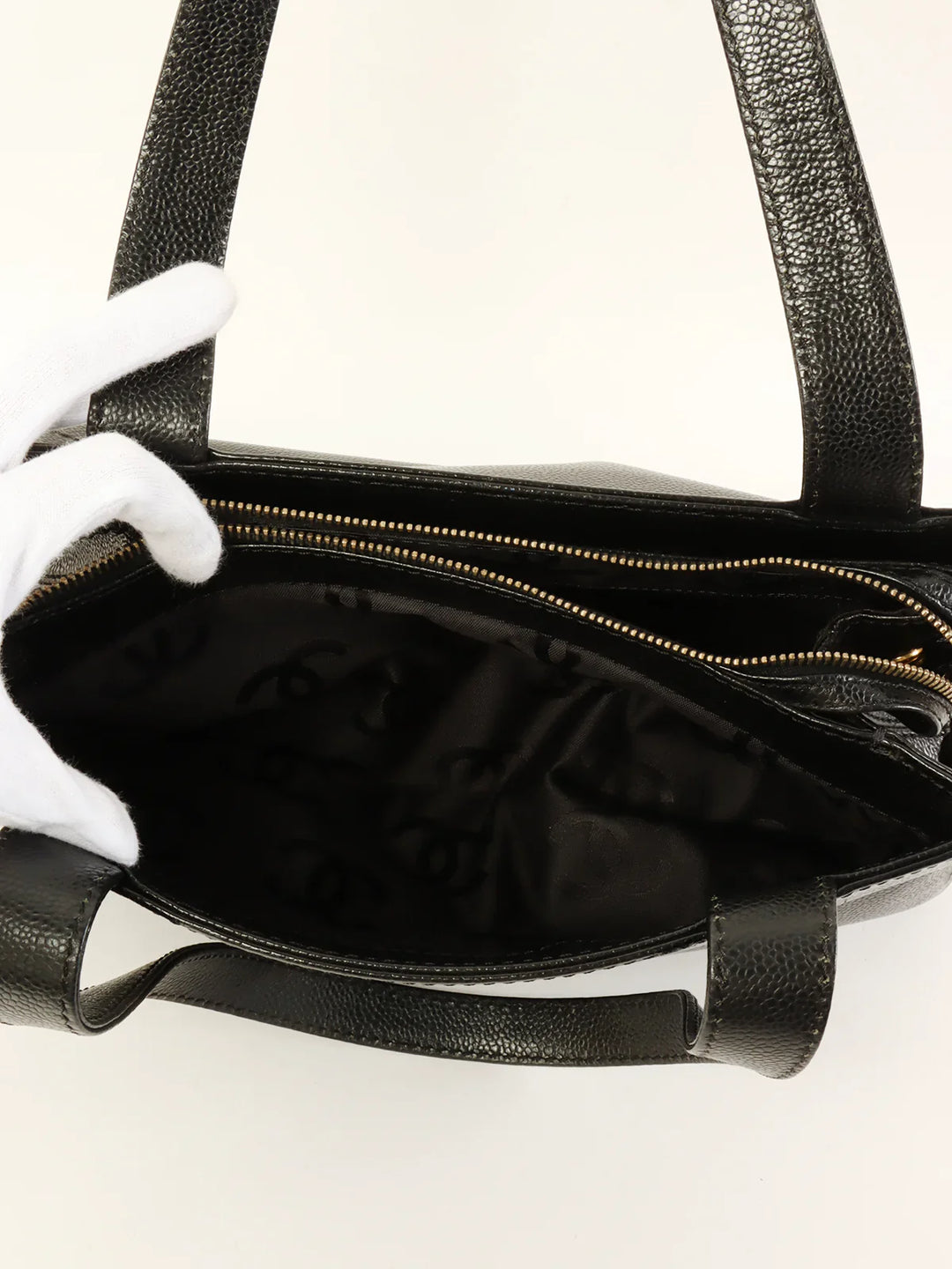Chanel Around 2001 Made Caviar Skin Cc Mark Stitch Shoulder Bag Black