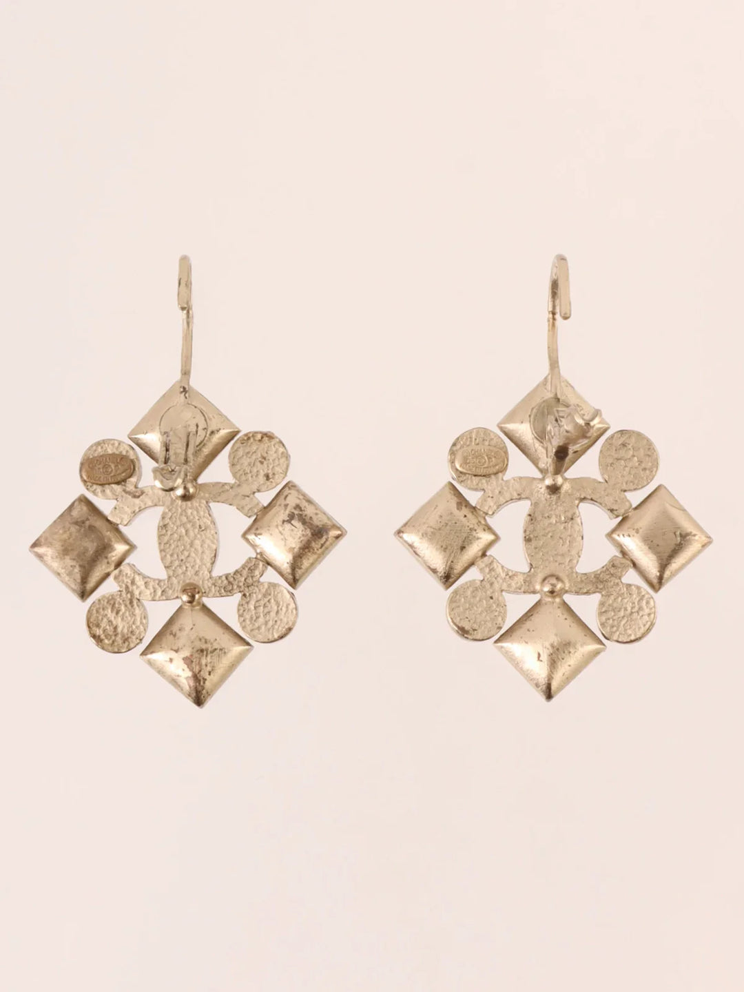 Chanel 2005 Made Bijoux Rhinestone Cc Mark Pierced Earrings Silver/Pink
