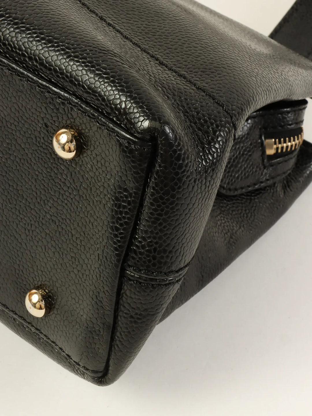 Chanel Around 2001 Made Caviar Skin Cc Mark Stitch Shoulder Bag Black