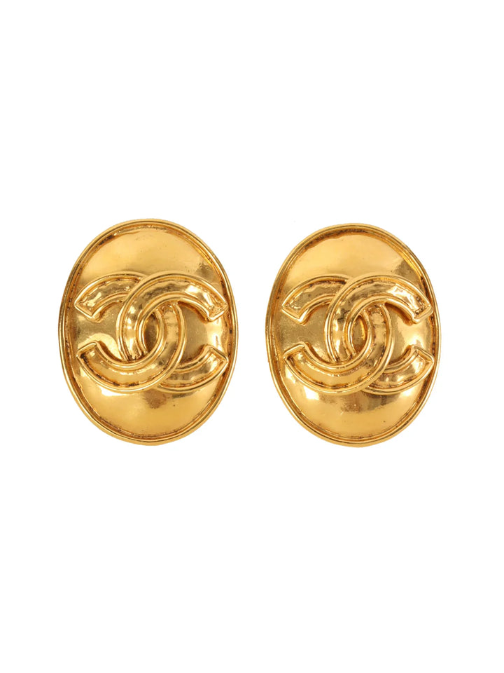 Chanel 1994 Made Oval Cc Mark Earrings Gold