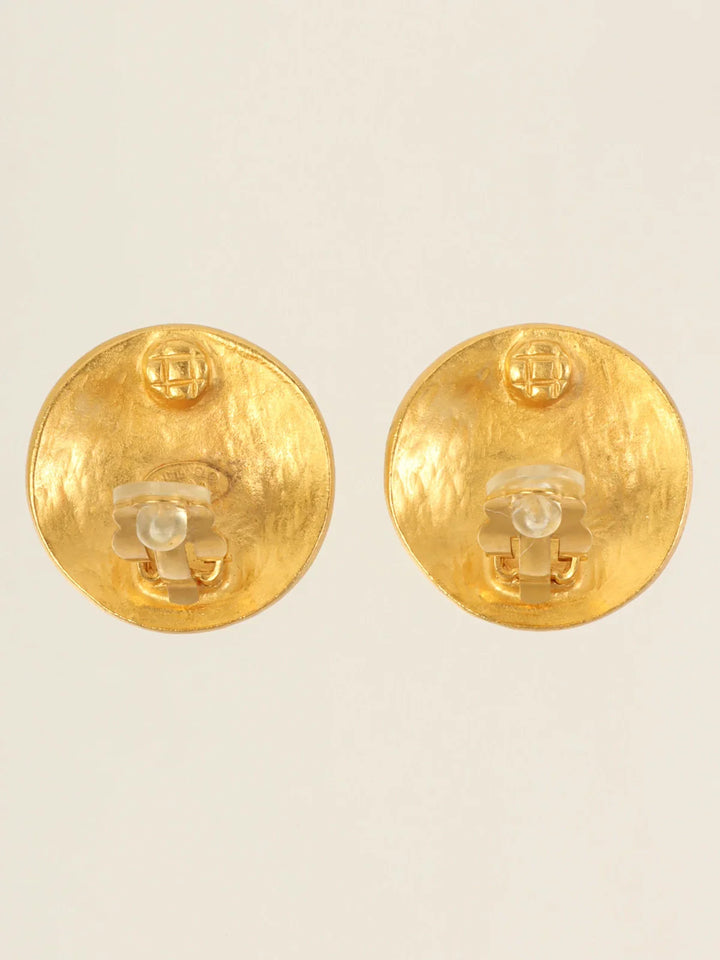 Chanel 1996 Made Round Dotted Cc Mark Earrings Gold