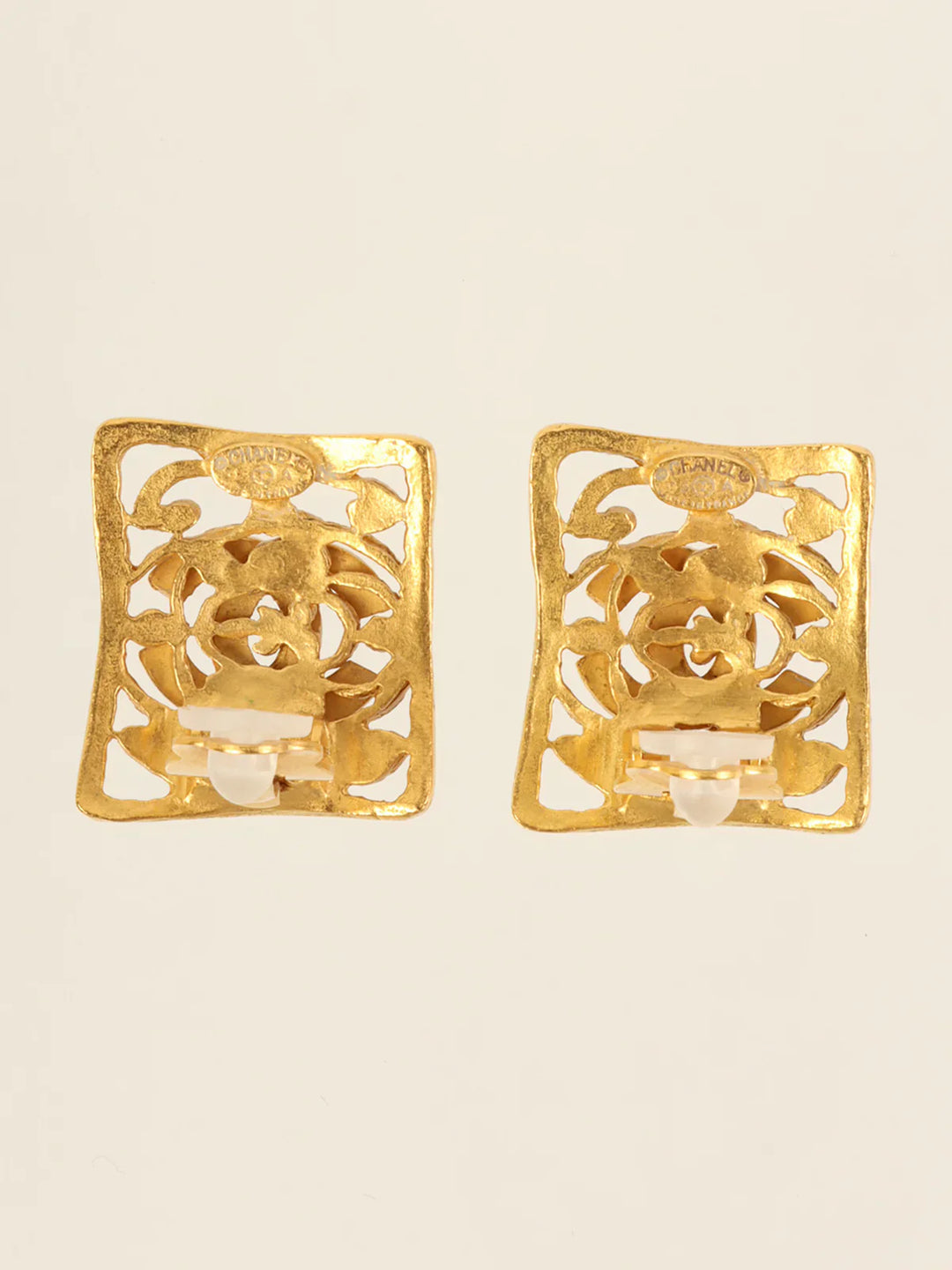 Chanel 1995 Made Cutout Cc Mark Earrings Gold