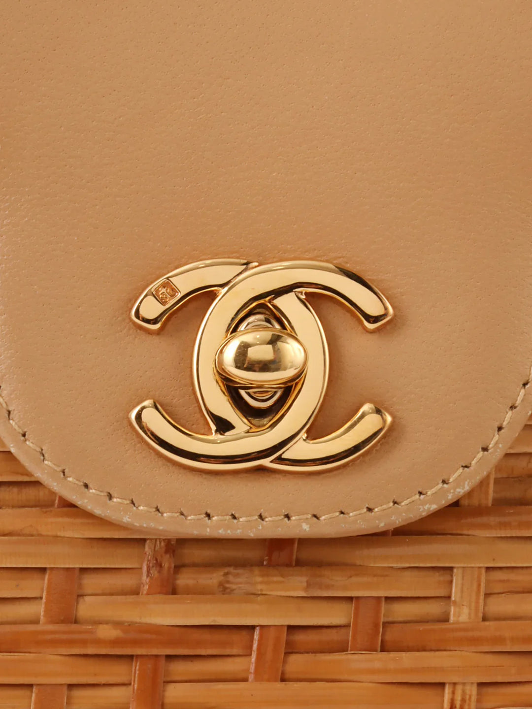 Chanel Around 1998 Made Straw Leather Combination Turn-Lock Chain Shoulder Bag Beige
