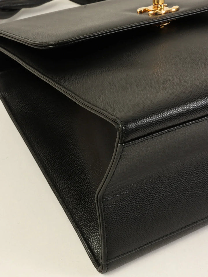 Chanel Around 1998 Made Caviar Skin Turn-Lock Twist Shoulder Bag Black