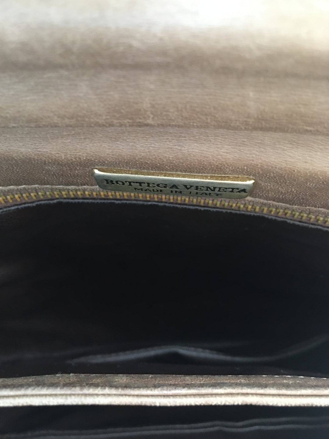 Bottega veneta Shoulder Bag in Brown Leather