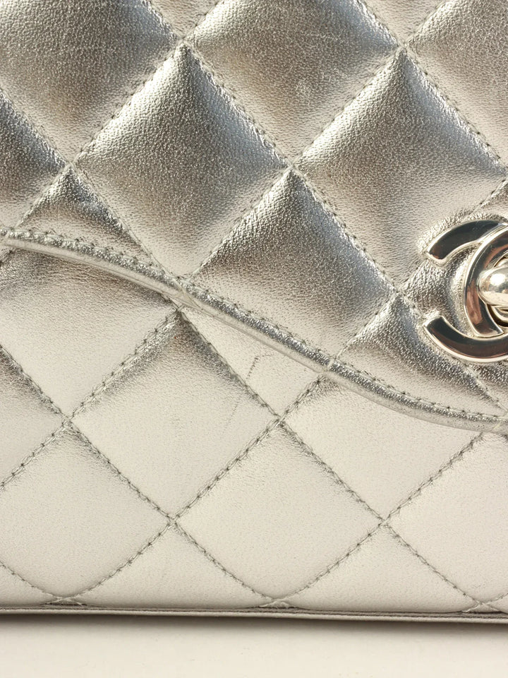 Chanel Around 1997 Turn-Lock Chain Top Handle Bag Silver