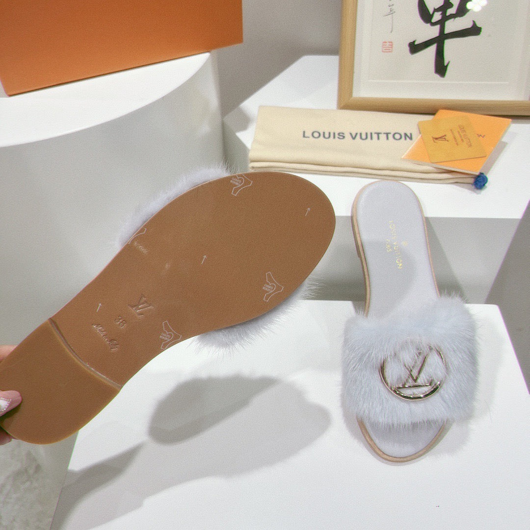 SE1173 LB Mink Fur Flat Mule / Size5-12