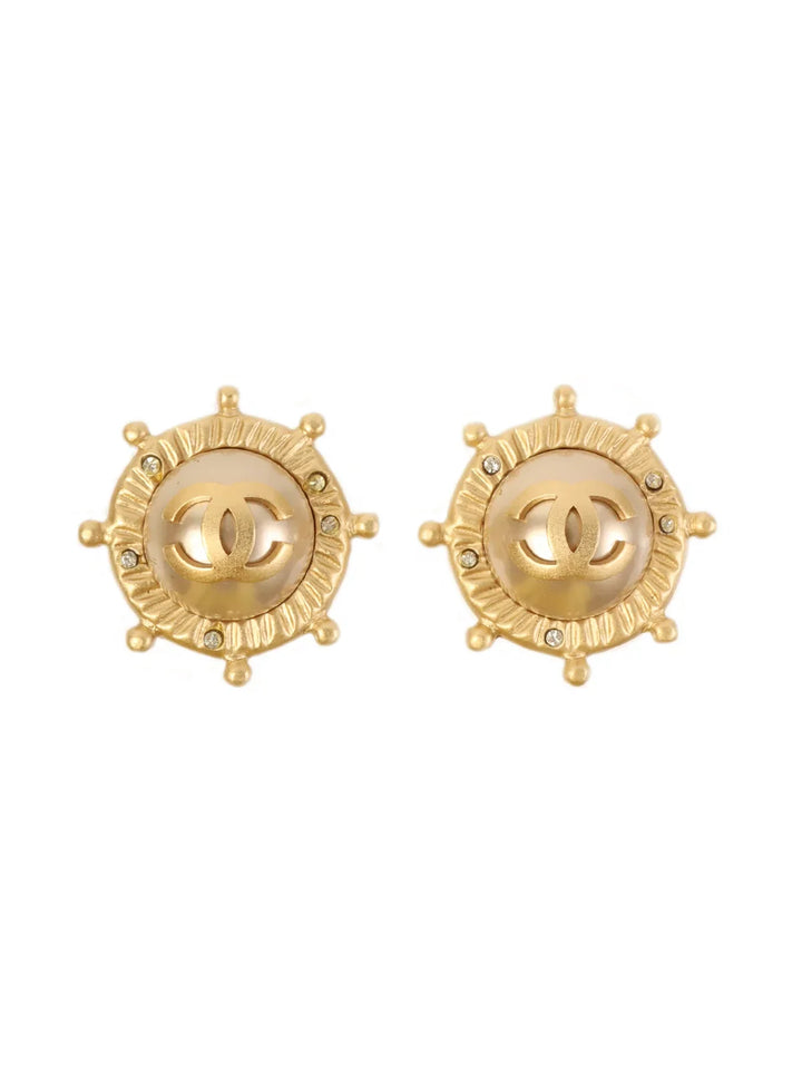Chanel 2005 Made Pearl Rhinestone Round Cc Mark Earrings Gold/White