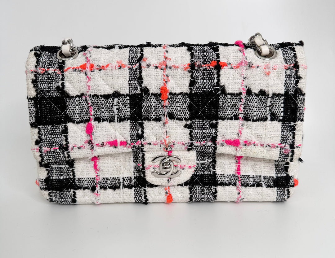 Chanel Medium Tweed Double New