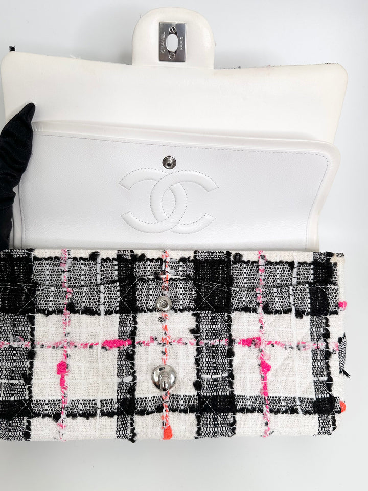 Chanel Medium Tweed Double New