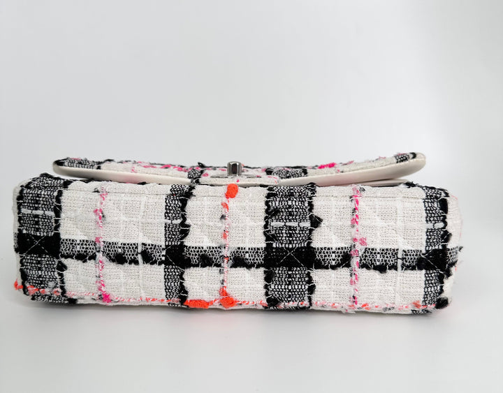 Chanel Medium Tweed Double New