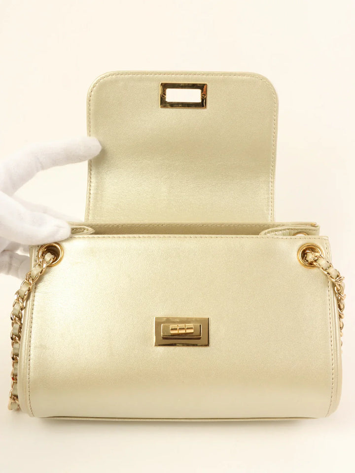 Chanel Around 2001 Made Chocolate Bar 2.55 Mini Chain Bag Champagne Gold