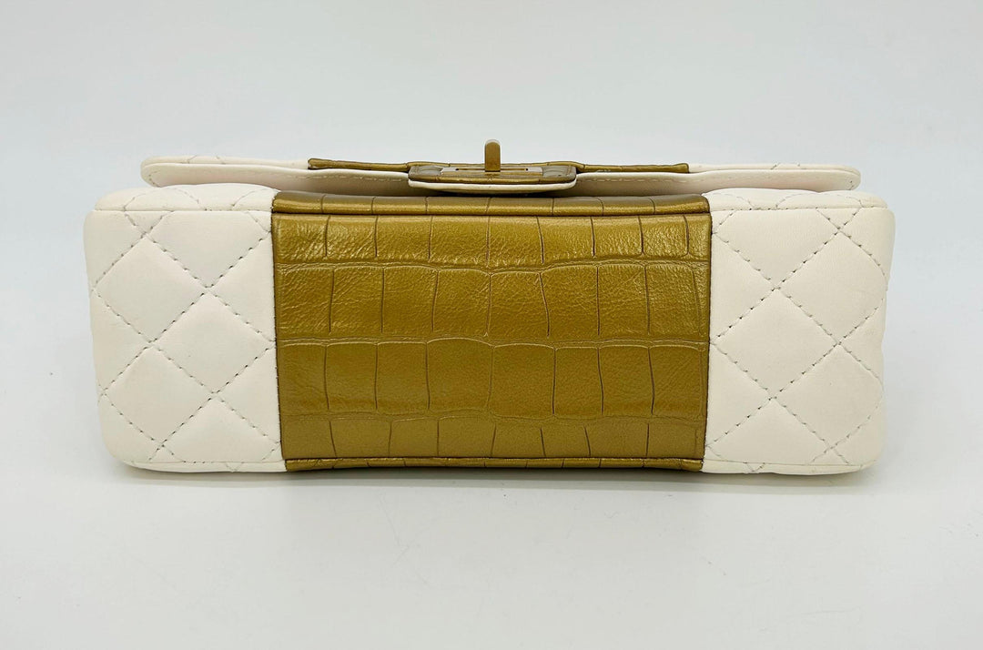 Chanel NEW Cream Leather Gold Alligator Double New Classic 2.55 Reissue NWT