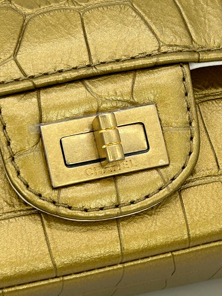 Chanel NEW Cream Leather Gold Alligator Double New Classic 2.55 Reissue NWT