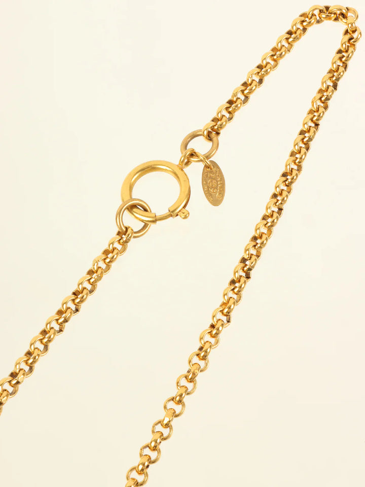 Chanel 1994 Made Round Cc Mark Necklace Gold