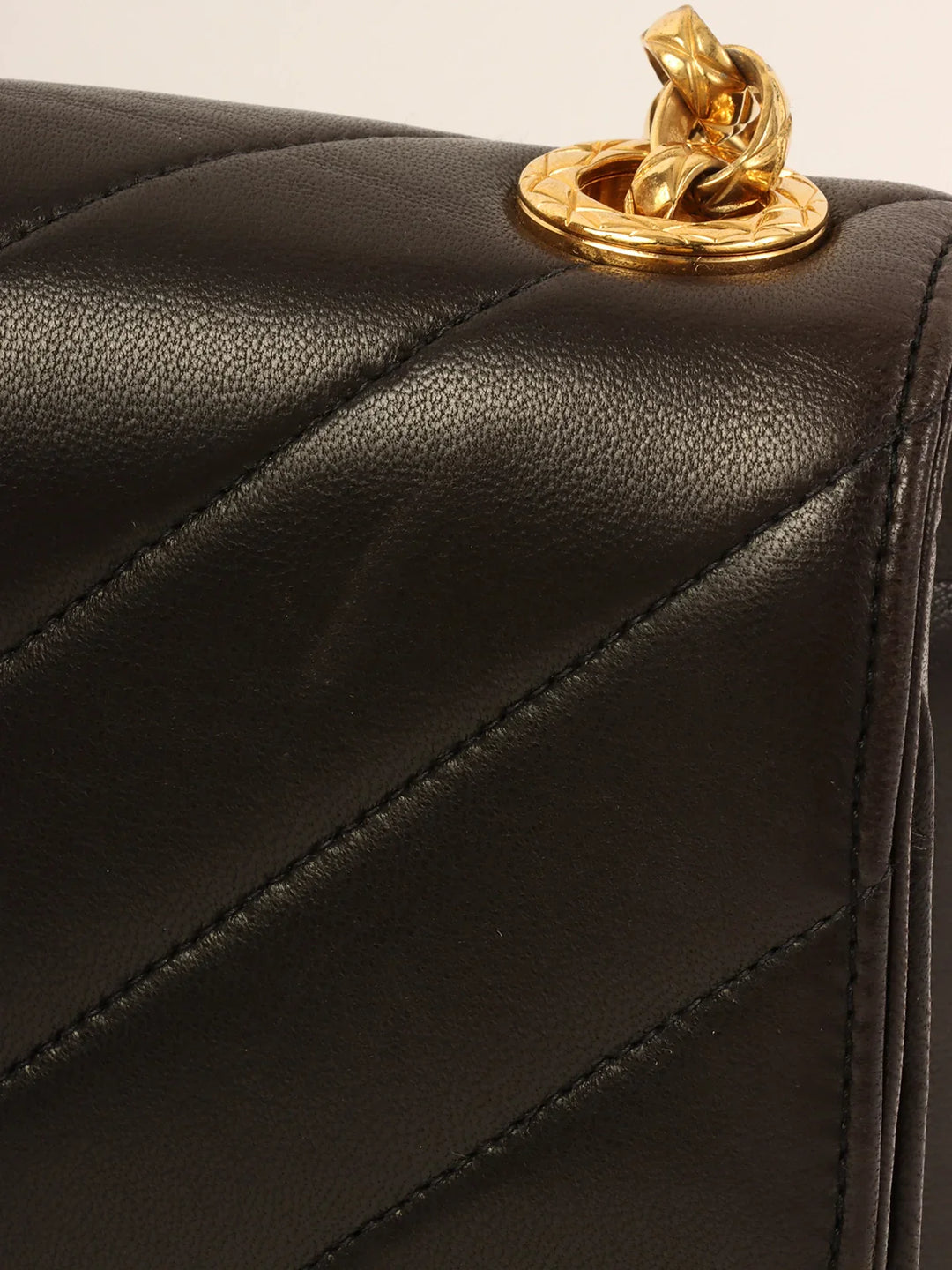 Chanel Around 1992 Made Chevron Turn-Lock Bijoux Chain Bag Black