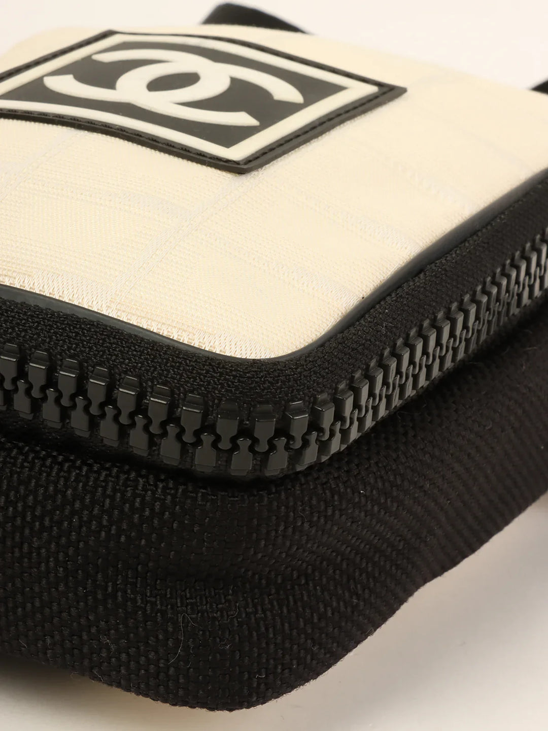 Chanel Around 2003 Made Sport Line Cc Mark Shoulder Bag Black/White