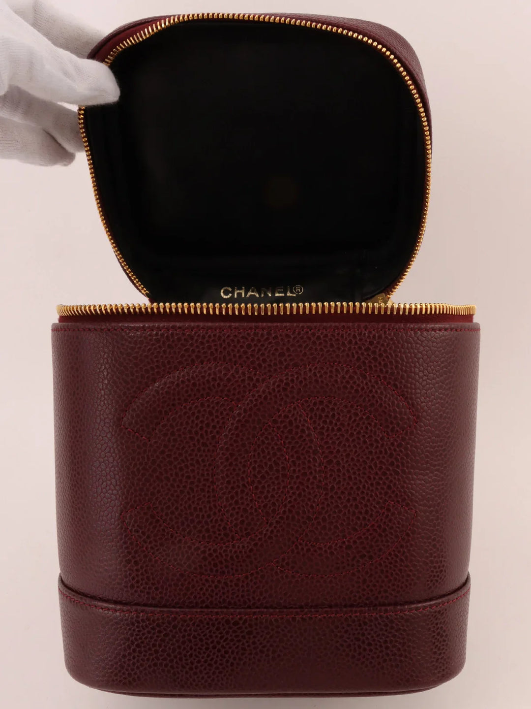 Chanel Around 1997 Made Caviar Skin Cc Mark Stitch Vanity Bordeaux
