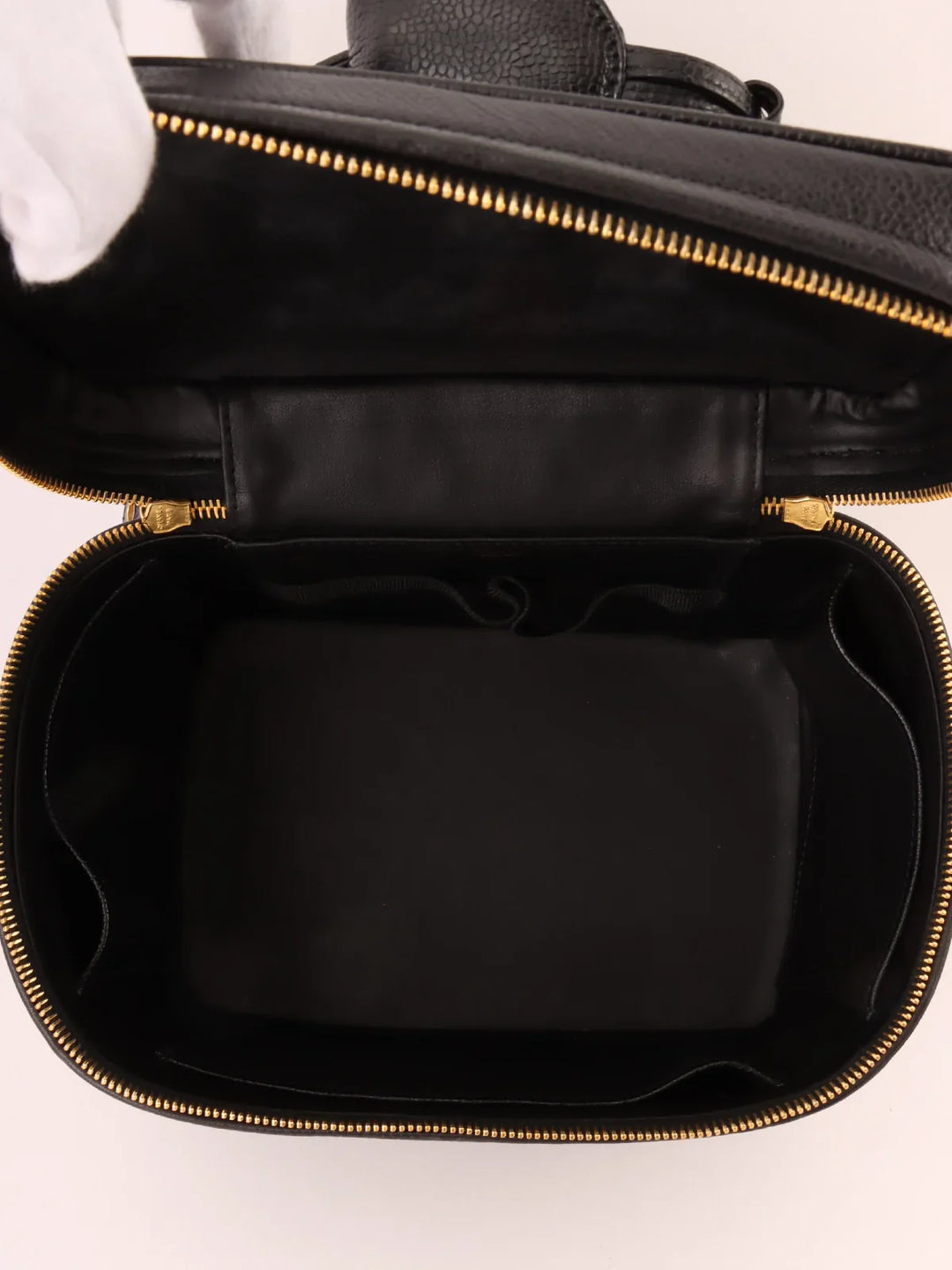 Chanel Around 1997 Made Caviar Skin Cc Mark Stitch 2Way Vanity Black