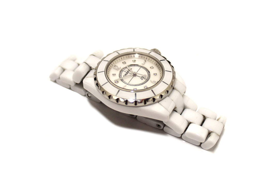 Top Quality Chanel White Ceramic J12 Diamond Quatz Watch 33mm H2422