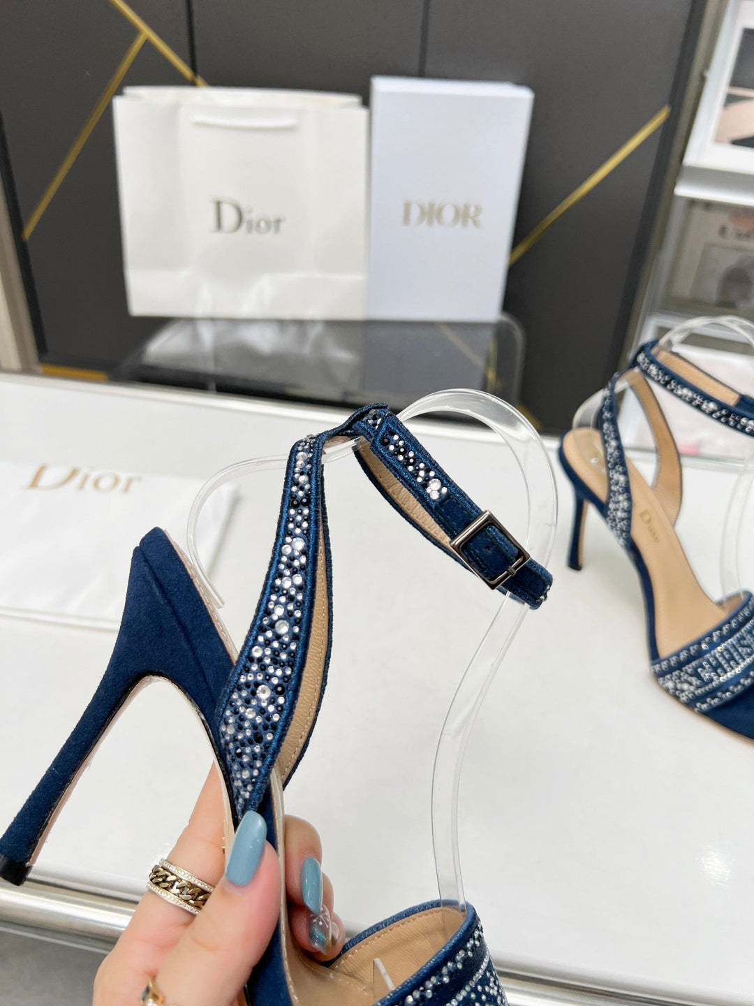 SE1108 DR Dway Heeled Sandal /  Size5-10