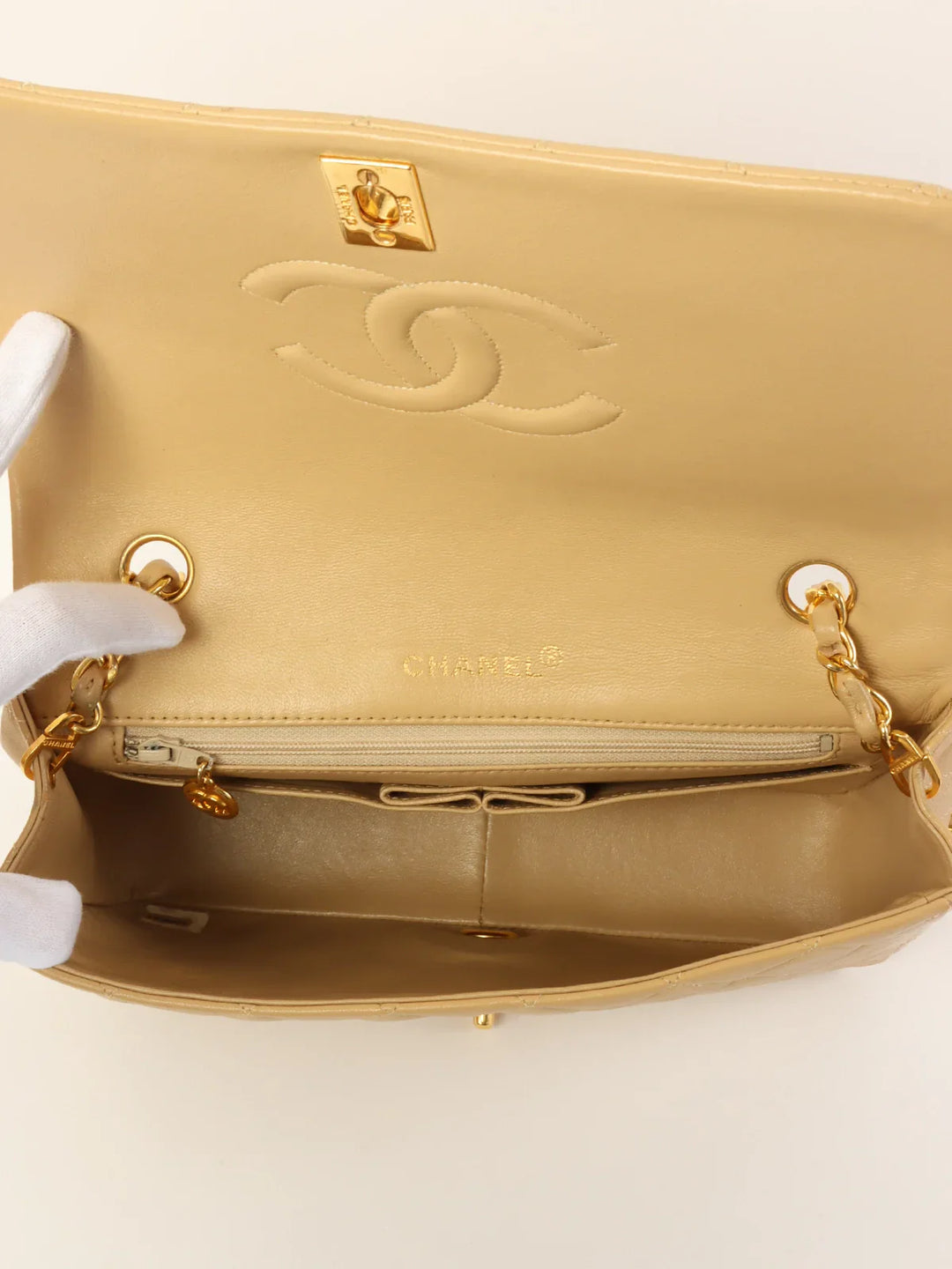 Chanel Around 1990 Made Full New Chain Bag 23Cm Beige