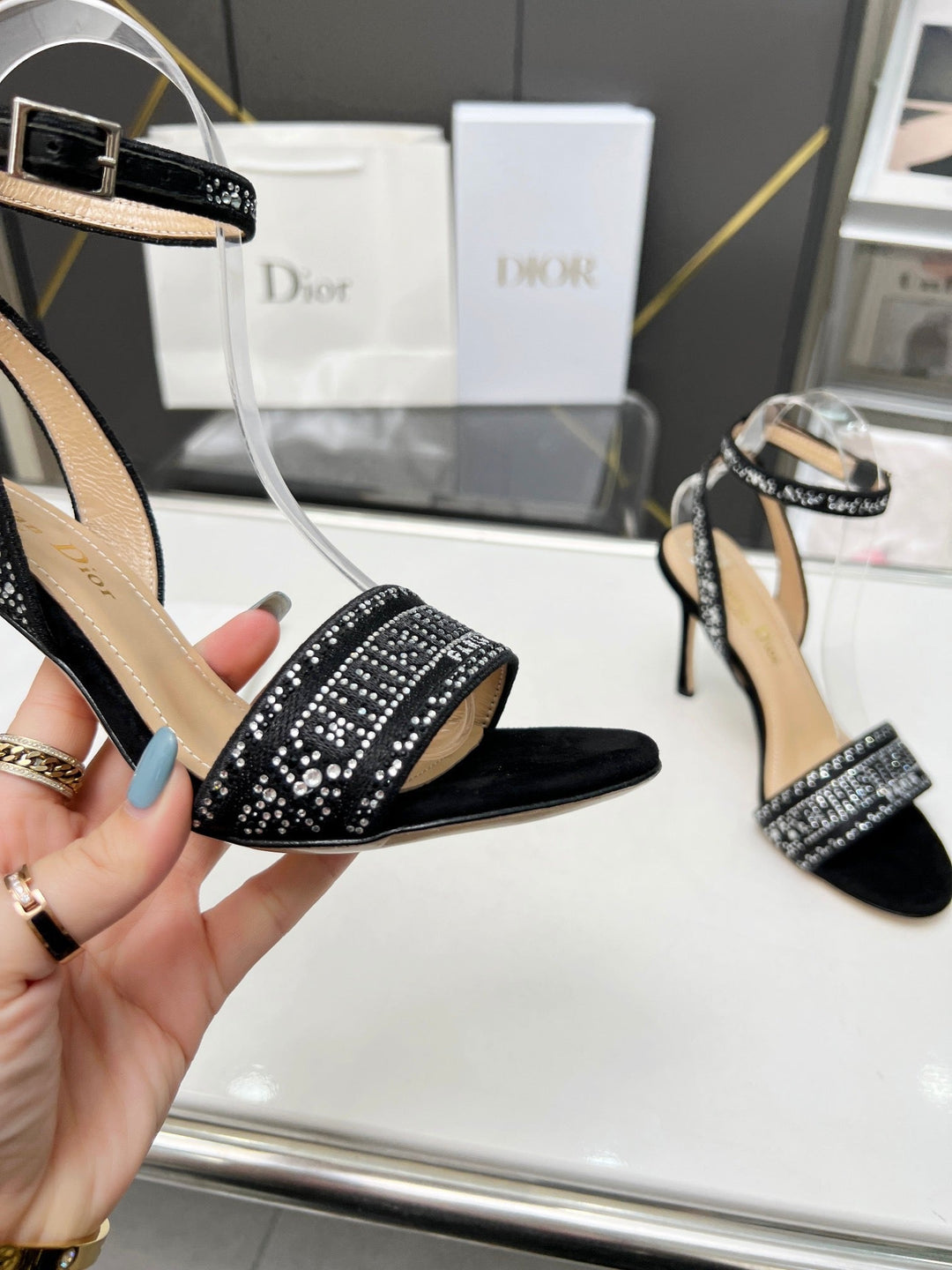 SE1109 DR Dway Heeled Sandal /  Size5-10