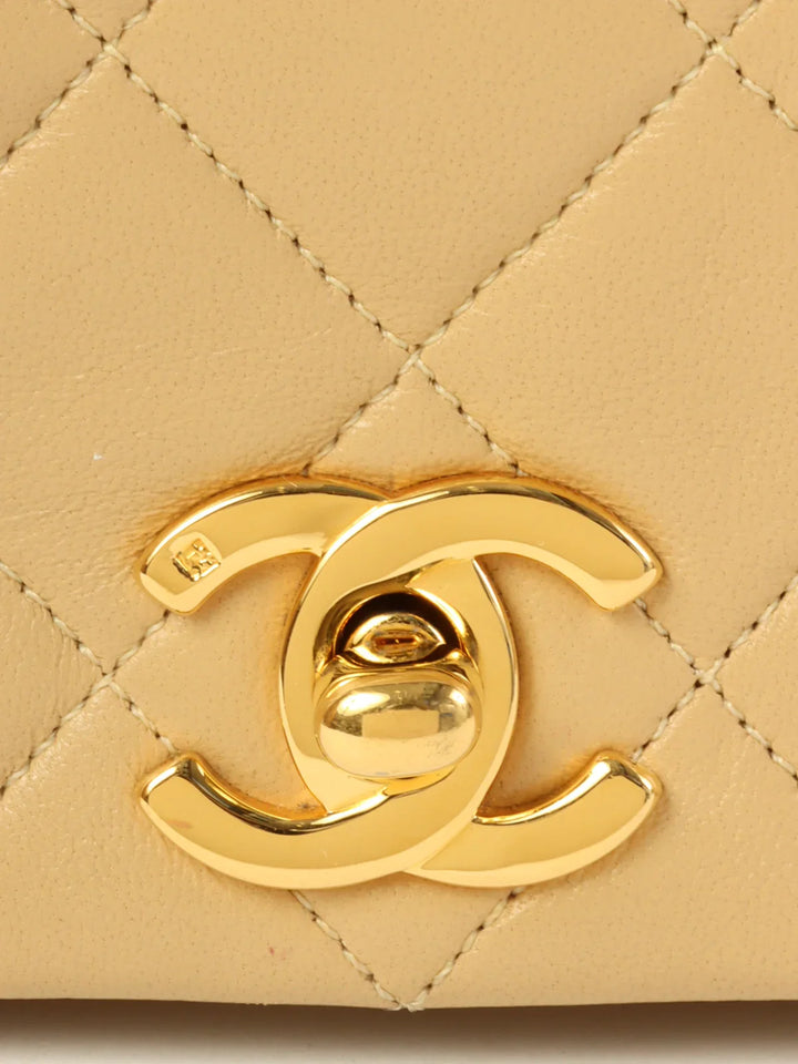 Chanel Around 1990 Made Full New Chain Bag 23Cm Beige